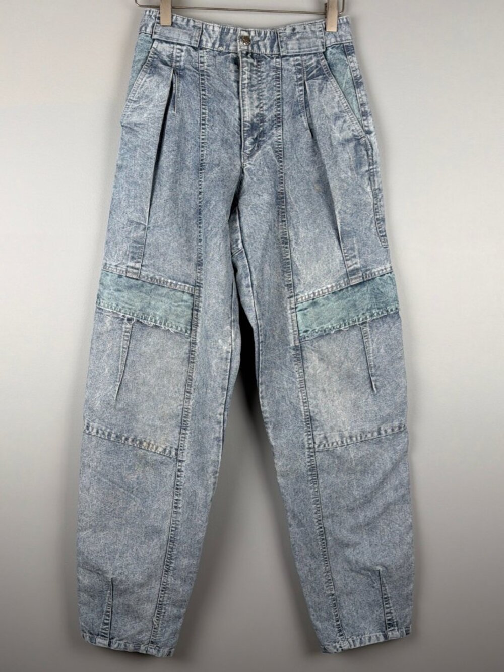 Vintage Bugle Boy Jeans Womens 26L Blue Cargo Skate Y2K Barrel Pleated 80s Vtg